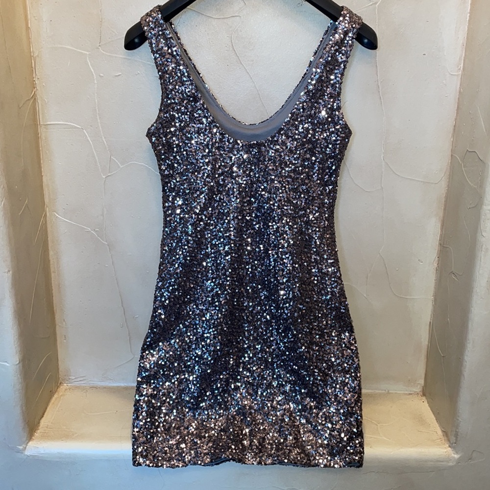 Evening  Dress Fora Size Small NWT